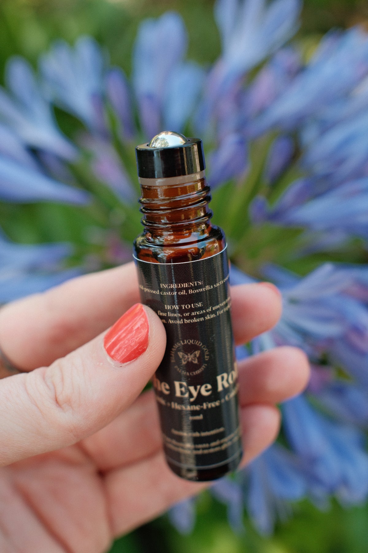 The Eye Roll | Castor Oil + Frankincense